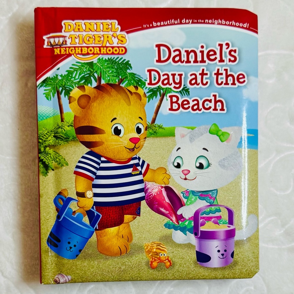 Daniel's Day at the Beach Book by Daniel Tiger’s Neighborhood (New with tags on)